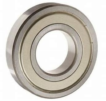 IKO CRH20VBUUR Cam Follower and Track Roller - Stud Type